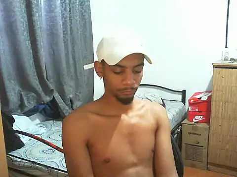 29YOURZ 28  online show from February 5, 2026, 8:10 am