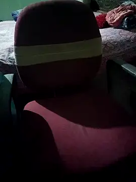 Snapshot of Ralisha_Rani chatting on October 17, 2025, 12:40 pm Ralisha Rani online show from October 17, 2025, 12:40 pm