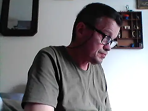 Snapshot of Bigpenis6y chatting on April 27, 2026, 1:53 pm Bigpenis6y online show from April 27, 2026, 1:53 pm