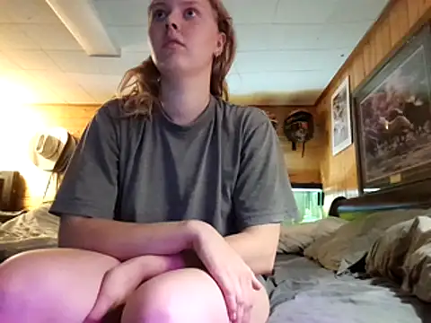 Snapshot of Ryan_and_Aurora chatting on May 25, 2026, 10:19 pm Ryan and Aurora online show from May 25, 2026, 10:19 pm