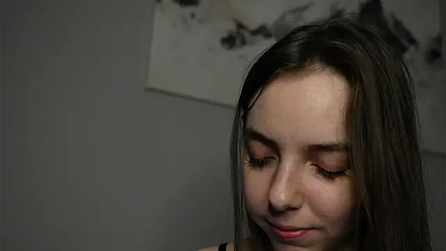 GenovesDi online show from November 19, 2025, 6:19 pm