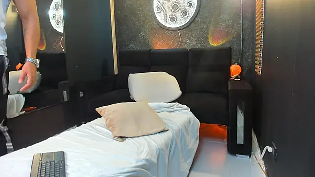 Snapshot of MassimoWalton2 chatting on January 29, 2025, 2:53 pm MassimoWalton2 online show from January 29, 2025, 2:53 pm