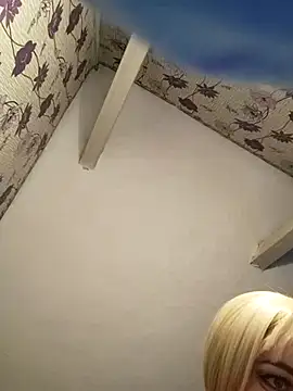 SweetLeila40 online show from March 7, 2025, 10:21 pm