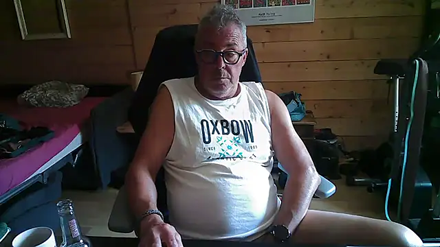Snapshot of lelohop chatting on July 28, 2026, 11:28 am lelohop online show from July 28, 2026, 11:28 am