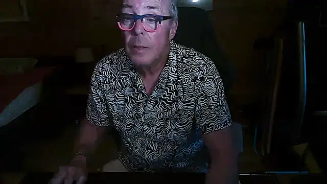 Snapshot of lelohop chatting on July 15, 2026, 11:28 am lelohop online show from July 15, 2026, 11:28 am