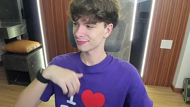 calvin love you online show from May 1, 2026, 5:18 pm