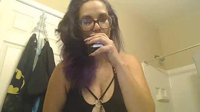 Snapshot of ManaB88 chatting on May 1, 2026, 10:26 pm ManaB88 online show from May 1, 2026, 10:26 pm