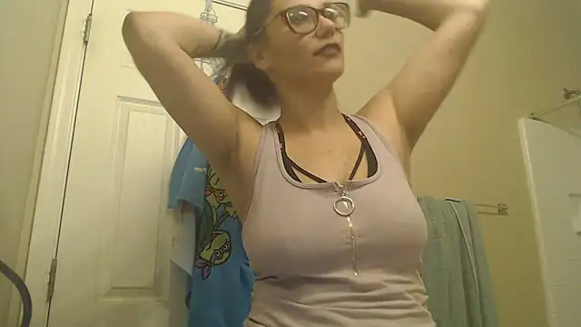 Snapshot of ManaB88 chatting on May 7, 2026, 4:43 pm ManaB88 online show from May 7, 2026, 4:43 pm