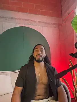 noah jones   online show from April 14, 2026, 4:23 pm