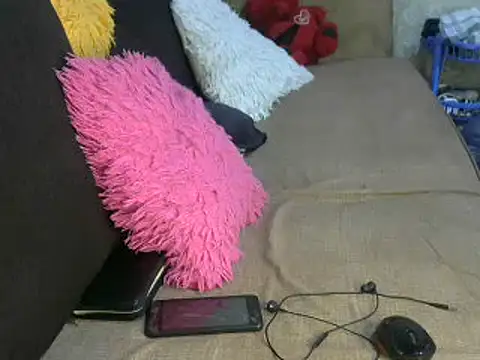 Soft gal12 online show from March 10, 2025, 8:39 am