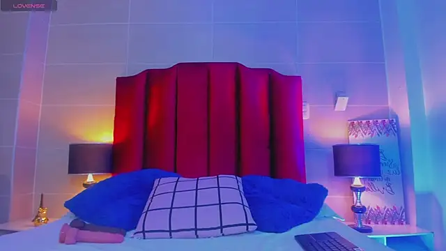 isabella montez online show from March 16, 2025, 12:11 pm