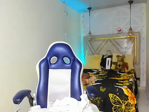 alexa-cooper- online show from March 16, 2026, 9:28 pm