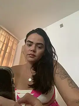 rebeccaareys online show from January 16, 2025, 9:40 pm