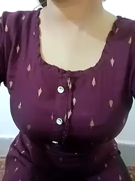 Snapshot of Arohi_is_Live chatting on March 4, 2025, 6:04 am Arohi is Live online show from March 4, 2025, 6:04 am