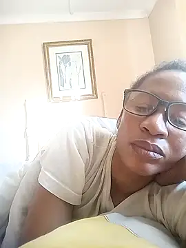 bustybillies online show from December 17, 2025, 4:28 am