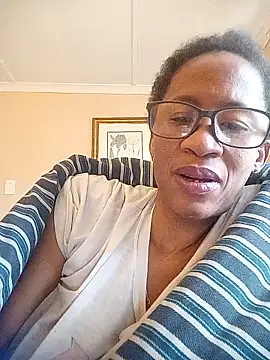 bustybillies online show from November 18, 2025, 7:11 am