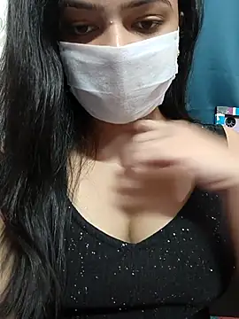 Snapshot of Myloveurvi chatting on July 1, 2026, 10:15 am Myloveurvi online show from July 1, 2026, 10:15 am