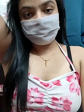 Snapshot of Myloveurvi chatting on November 17, 2025, 4:00 pm Myloveurvi online show from November 17, 2025, 4:00 pm