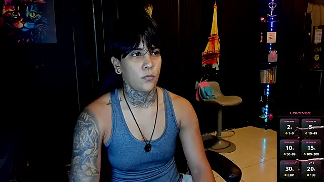 ZhoeStrong online show from October 9, 2025, 1:17 am