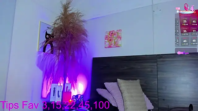 Snapshot of Martina_Miiller chatting on November 13, 2025, 12:42 pm Martina Miiller online show from November 13, 2025, 12:42 pm