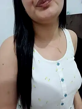 Snapshot of im_here- chatting on October 10, 2025, 11:55 am im here- online show from October 10, 2025, 11:55 am