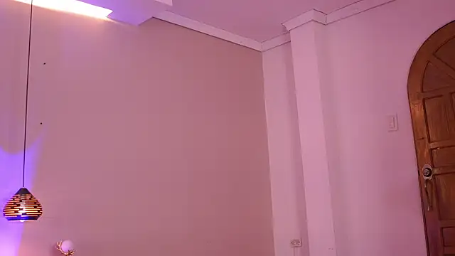  SofiaCortez  online show from September 30, 2025, 12:22 pm