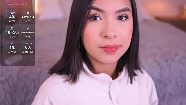  SofiaCortez  online show from October 4, 2025, 12:17 pm