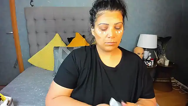 AmyCubes online show from March 6, 2026, 7:03 am