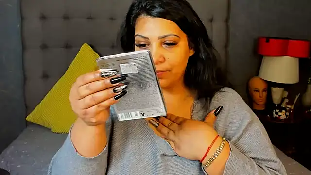 AmyCubes online show from March 26, 2026, 3:27 am