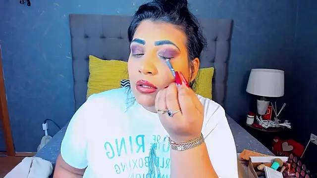 Snapshot of AmyCubes chatting on November 22, 2025, 4:55 am AmyCubes online show from November 22, 2025, 4:55 am