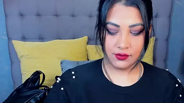 Snapshot of AmyCubes chatting on November 26, 2025, 10:15 am AmyCubes online show from November 26, 2025, 10:15 am