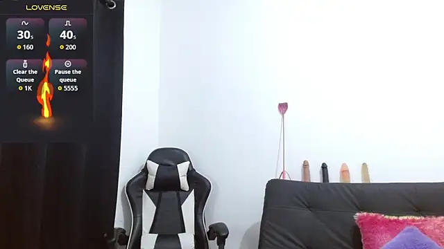 Snapshot of Kiara-Rider chatting on November 15, 2025, 7:12 am Kiara-Rider online show from November 15, 2025, 7:12 am