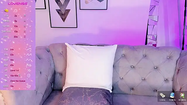 Snapshot of kendaall_jenner_ chatting on January 16, 2025, 8:00 am kendaall jenner  online show from January 16, 2025, 8:00 am