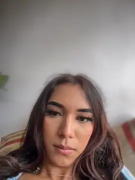 Snapshot of Nikol_Rang__ chatting on November 10, 2025, 5:07 pm Nikol Rang online show from November 10, 2025, 5:07 pm