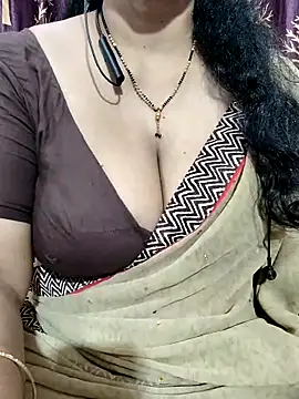 Snapshot of bhuvana555 chatting on February 20, 2025, 8:47 pm bhuvana555 online show from February 20, 2025, 8:47 pm