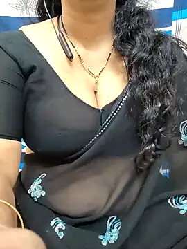 Snapshot of bhuvana555 chatting on February 13, 2025, 4:11 am bhuvana555 online show from February 13, 2025, 4:11 am