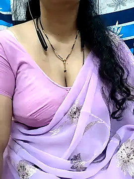 Snapshot of bhuvana555 chatting on February 11, 2025, 6:51 am bhuvana555 online show from February 11, 2025, 6:51 am