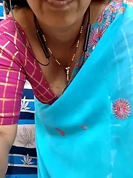 Snapshot of bhuvana555 chatting on February 18, 2025, 5:31 pm bhuvana555 online show from February 18, 2025, 5:31 pm