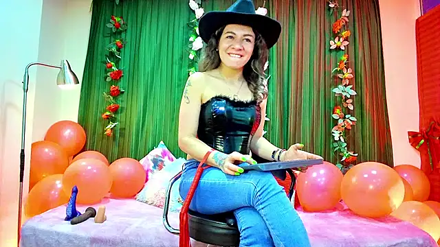 oriana thomson2 online show from February 13, 2025, 11:26 pm