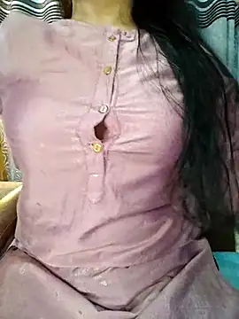 Rina777o online show from May 27, 2026, 1:48 am
