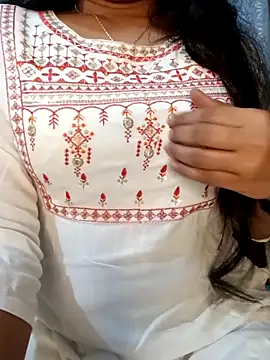 Rina777o online show from November 17, 2025, 5:50 pm