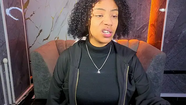 Snapshot of Violeth_b chatting on November 13, 2025, 12:53 pm Violeth b online show from November 13, 2025, 12:53 pm