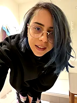 Snapshot of LisandreLaVenale chatting on February 28, 2026, 5:45 pm LisandreLaVenale online show from February 28, 2026, 5:45 pm