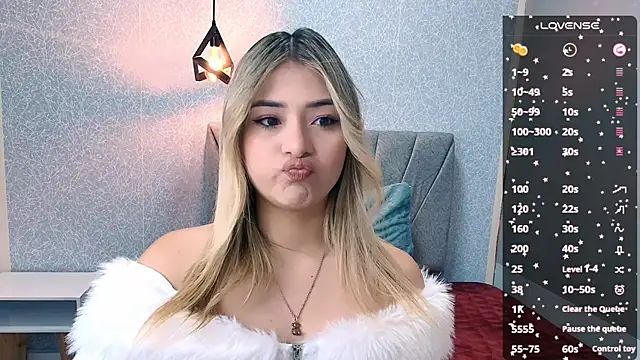 Snapshot of DahliaMoore chatting on January 31, 2025, 1:56 pm DahliaMoore online show from January 31, 2025, 1:56 pm