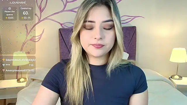 Snapshot of DahliaMoore chatting on March 10, 2025, 10:55 pm DahliaMoore online show from March 10, 2025, 10:55 pm