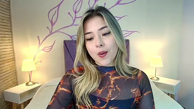 Snapshot of DahliaMoore chatting on March 5, 2025, 11:05 pm DahliaMoore online show from March 5, 2025, 11:05 pm