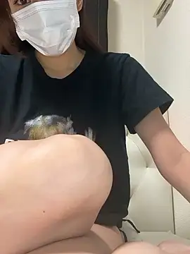 Snapshot of mio_nyan_ chatting on October 4, 2025, 12:07 pm mio nyan online show from October 4, 2025, 12:07 pm