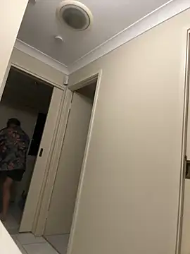 ausbod online show from December 7, 2024, 4:42 pm