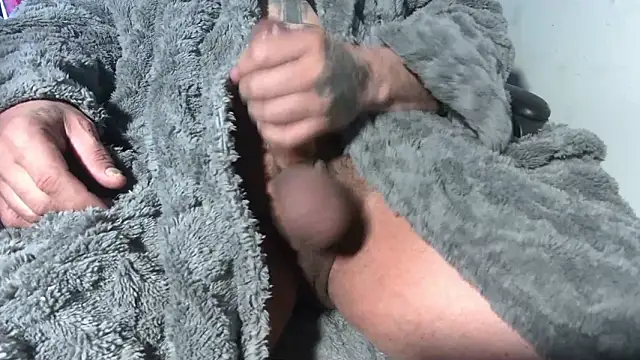 Snapshot of RickStone51 chatting on January 31, 2026, 9:57 pm RickStone51 online show from January 31, 2026, 9:57 pm