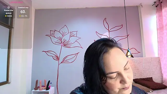 veronicabbw online show from December 1, 2025, 12:06 pm